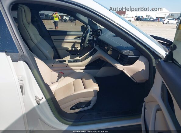 WP0AA2Y11NSA15664 2022 PORSCHE TAYCAN Gray Vista interior delantera