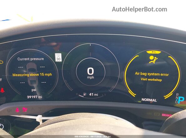 WP0AA2Y11NSA15664 2022 PORSCHE TAYCAN Gray Vista de los asientos traseros