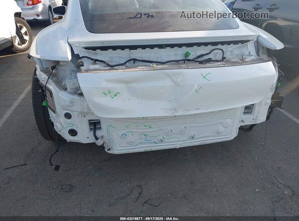 WP0AB2Y16LSA52431 2020 PORSCHE TAYCAN Белый Вид спереди