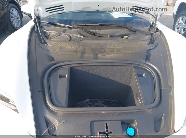 WP0AB2Y16LSA52431 2020 PORSCHE TAYCAN Белый Вид сзади