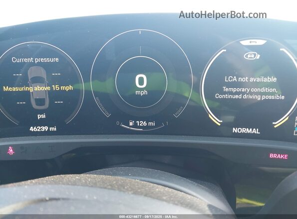 WP0AB2Y16LSA52431 2020 PORSCHE TAYCAN Белый Вид задних сидений