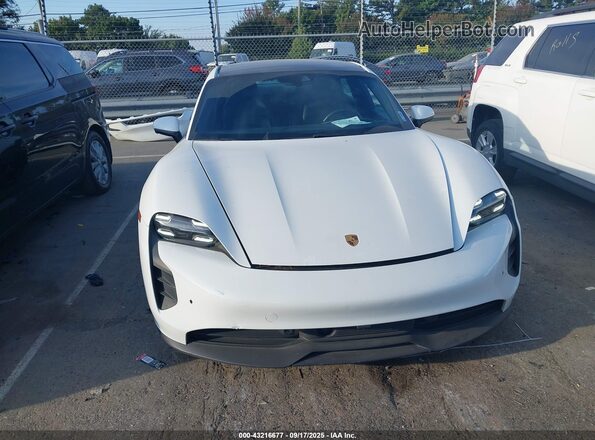 WP0AB2Y16LSA52431 2020 PORSCHE TAYCAN Белый Вид задней части салона
