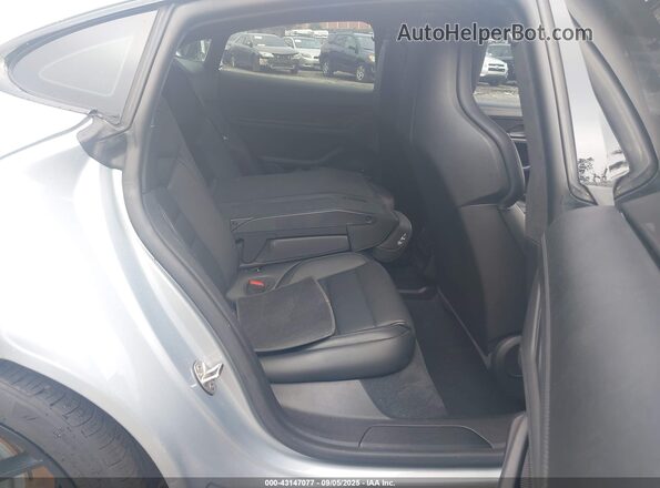 WP0AD2Y19NSA59421 2022 PORSCHE TAYCAN Silver VIN sticker view