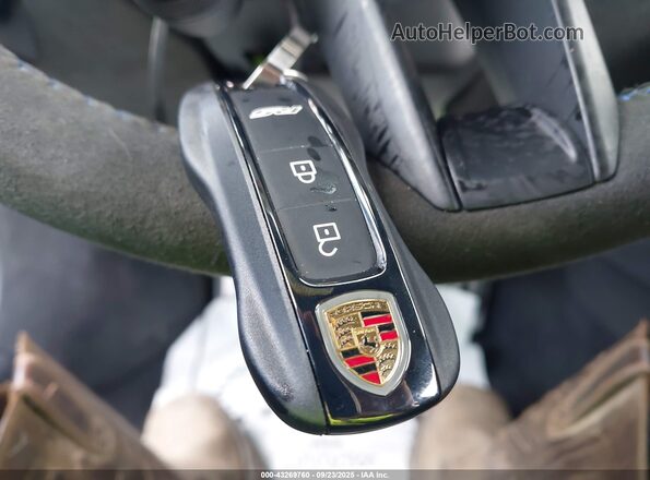 WP0AF2A93RS273236 2024 PORSCHE 911 Blue Widok deski rozdzielczej