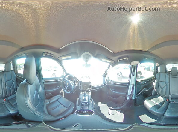 WP1AA2A23JKA04545 2018 PORSCHE CAYENNE White 