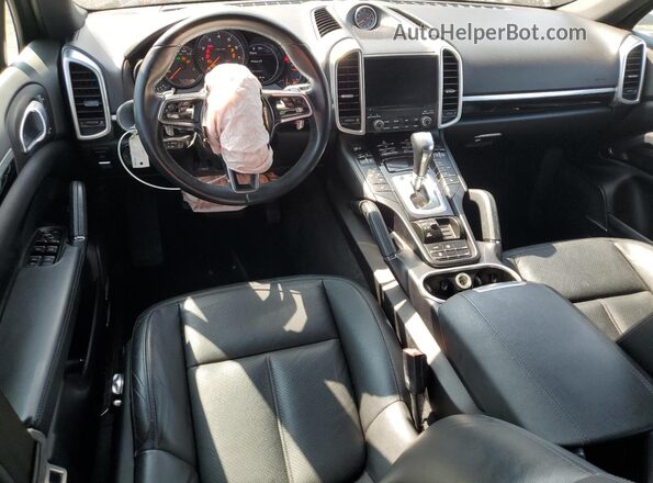 WP1AA2A26HKA90699 2017 PORSCHE CAYENNE Black Вид панелі приладів
