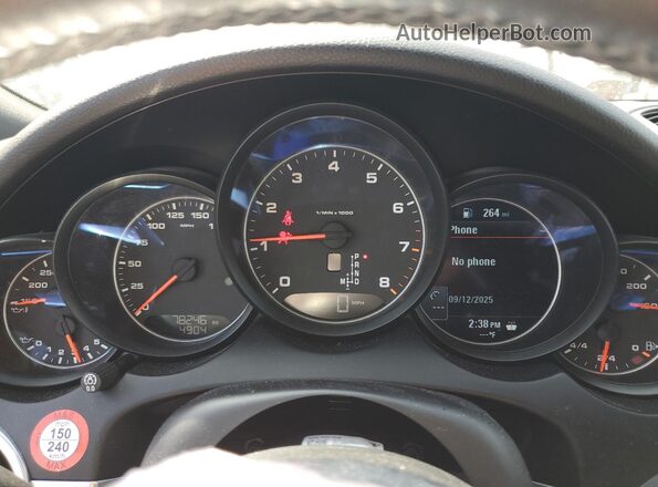 WP1AA2A26HKA90699 2017 PORSCHE CAYENNE Black Вид щитка приладів