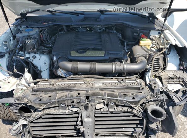 WP1AA2A28HKA81924 2017 PORSCHE CAYENNE White Вид підкапотного простору