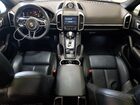 2017 Porsche Cayenne Silver vin: WP1AA2A29HKA88073