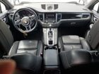 2018 Porsche Macan Gray vin: WP1AA2A52JLB06018