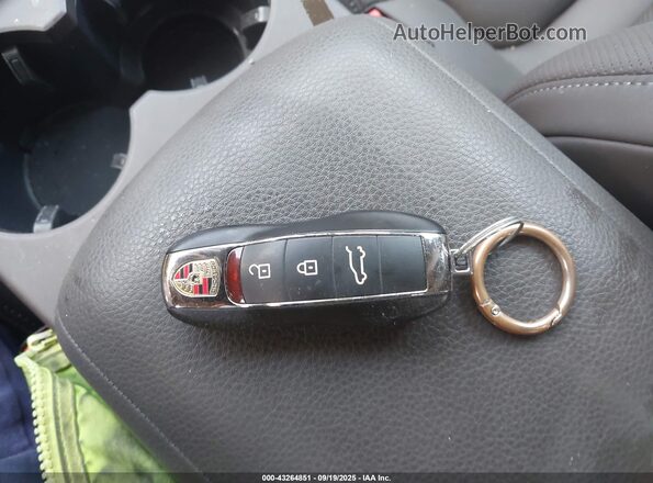 WP1AA2A53MLB15041 2021 PORSCHE MACAN Черный Вид панели приборов