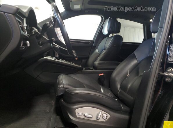 WP1AA2A54JLB06473 2018 PORSCHE MACAN Black Widok wnętrza z przodu