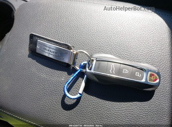 WP1AA2AY4RDA00315 2024 PORSCHE CAYENNE Черный Вид панели приборов