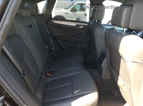 WP1AB2A54JLB35646 2018 PORSCHE MACAN Brown Rear seats view