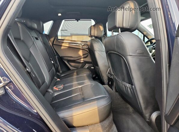 WP1AB2A55JLB37583 2018 PORSCHE MACAN Черный Вид задних сидений