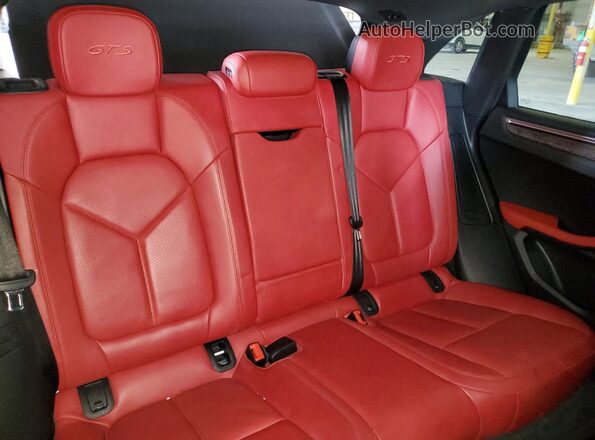 WP1AG2A51JLB65415 2018 PORSCHE MACAN White Vista de los asientos traseros