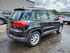 2018 Volkswagen Tiguan Limited Черный vin: WVGAV7AX1JK005655