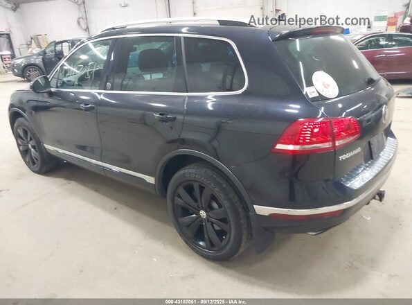 WVGRF7BP2HD005662 2017 VOLKSWAGEN TOUAREG Черный Задняя левая четверть