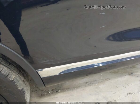 WVGRF7BP2HD005662 2017 VOLKSWAGEN TOUAREG Черный 