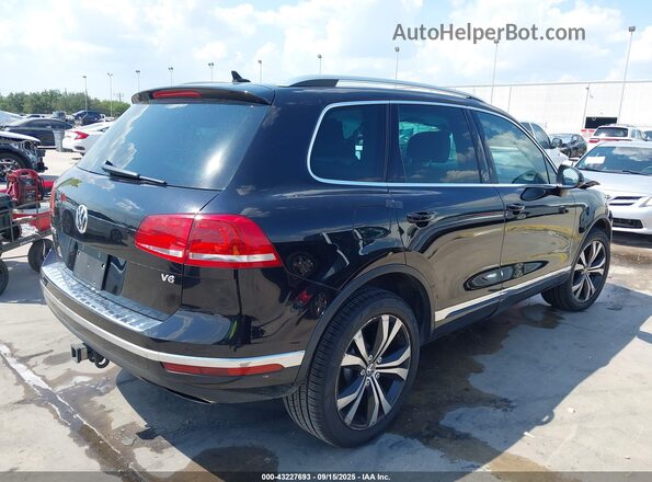 WVGRF7BP9HD003388 2017 VOLKSWAGEN TOUAREG Черный Задняя правая четверть