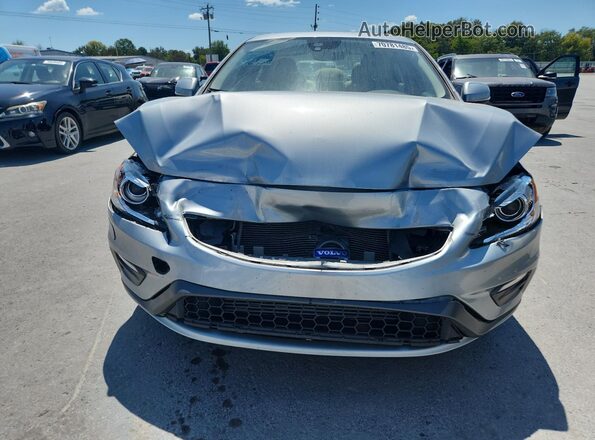 YV126MFLXH2432864 2017 VOLVO S60 Silver Front view