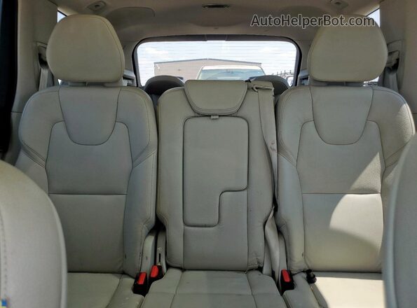 YV4102CK1L1580318 2020 VOLVO XC90 Blue Հետևի նստատեղերի տեսք