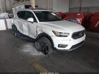 2020 Volvo Xc40 T5 Momentum White vin: YV4162UK4L2275919