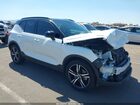 2021 Volvo Xc40 T5 R-design White vin: YV4162UM0M2522372
