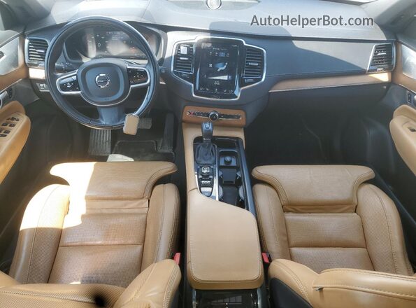 YV4A22PL5J1320000 2018 VOLVO XC90 White Dashboard view