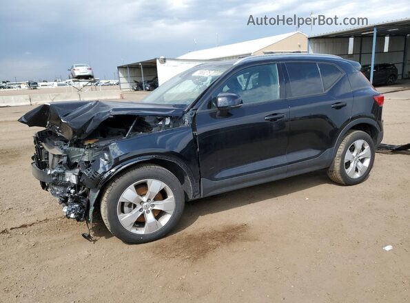 YV4AC2HK4N2780784 2022 VOLVO XC40 Black Передня ліва чверть