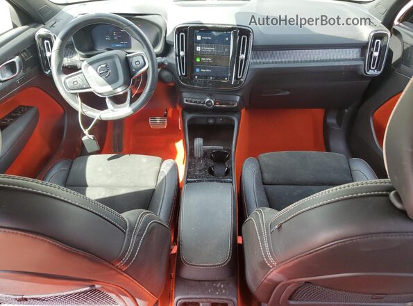 YV4ED3UR6M2524166 2021 VOLVO XC40 Green Widok deski rozdzielczej