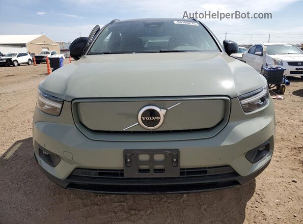 YV4ED3UR6M2524166 2021 VOLVO XC40 Green Widok z przodu