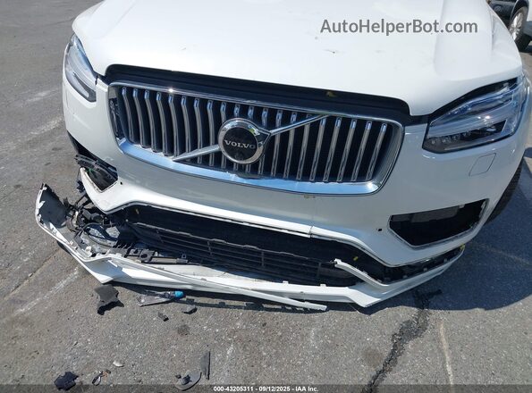 YV4L12PN5P1966482 2023 VOLVO XC90 White Vista frontal