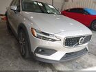 2025 Volvo V60 Cross Country B5 Plus Silver vin: YV4L12WK1S2149939