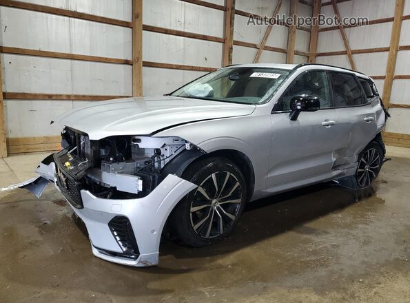 YV4M12RC3S1148094 2025 VOLVO XC60 Серебряный Передняя левая четверть