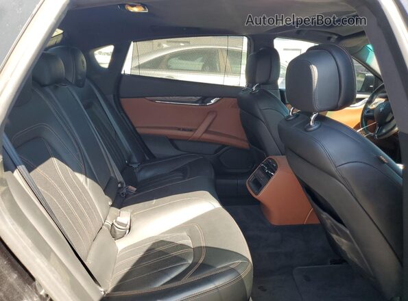 ZAM56RRA1G1167021 2016 MASERATI QUATTROPOR Black Widok tylnych siedzeń