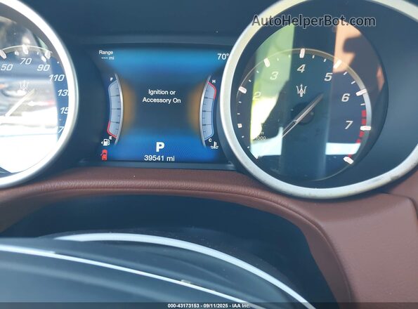 ZAM57RSAXH1242419 2017 MASERATI GHIBLI Black Widok tylnych siedzeń