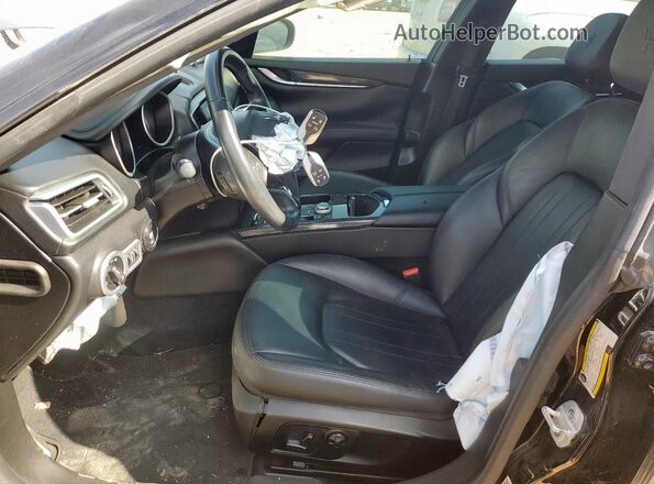 ZAM57XSA5J1304898 2018 MASERATI GHIBLI Черный Вид салона спереди