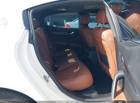 ZAM57YSA3J1296211 2018 MASERATI GHIBLI Белый Вид наклейки с VIN-кодом