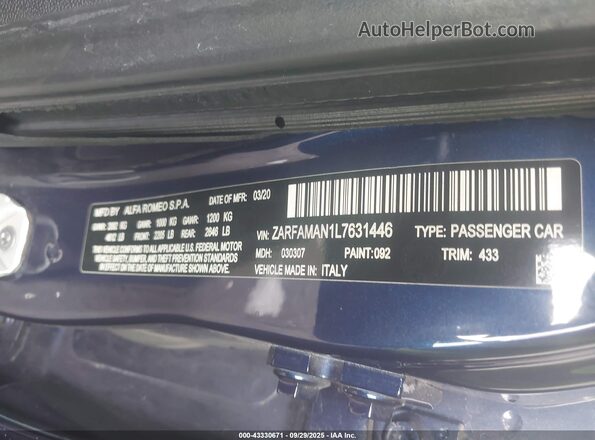 ZARFAMAN1L7631446 2020 ALFA ROMEO GIULIA Blue Widok komory silnika