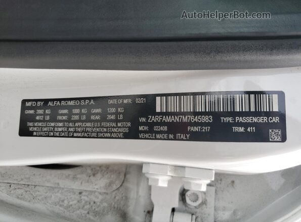 ZARFAMAN7M7645983 2021 ALFA ROMEO GIULIA Белый Вид подкапотного пространства