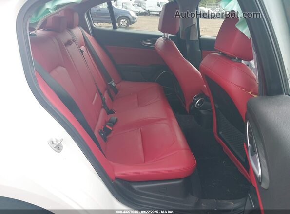 ZARFAMAN9M7647962 2021 ALFA ROMEO GIULIA White Widok naklejki z numerem VIN