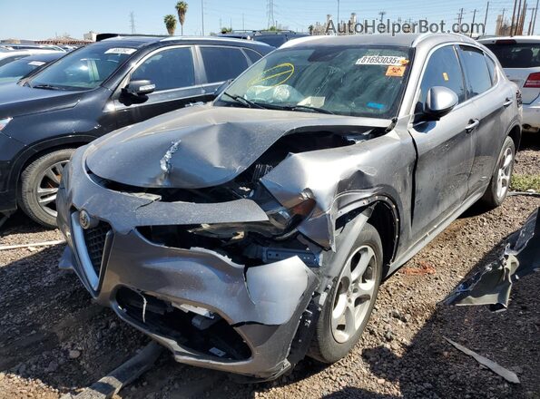 ZASFAKAN2J7B88128 2018 ALFA ROMEO STELVIO Gray Vista tres cuartos delantera izquierda