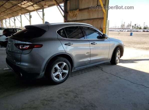 ZASFAKAN2J7B88128 2018 ALFA ROMEO STELVIO Gray Trasero derecho