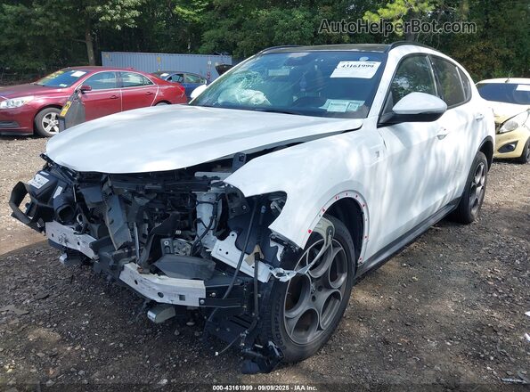 ZASPAKBN0N7D43347 2022 ALFA ROMEO STELVIO White Przód lewy