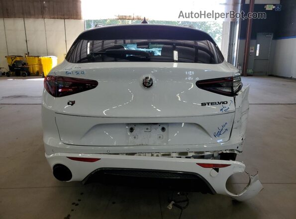 ZASPAKBN1N7D37461 2022 ALFA ROMEO STELVIO White Vista trasera