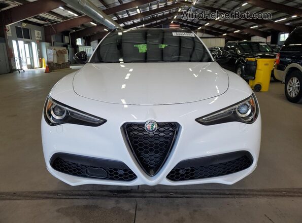 ZASPAKBN1N7D37461 2022 ALFA ROMEO STELVIO White Vista frontal