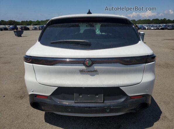 ZASPATCWXR3047940 2024 ALFA ROMEO OTHER Белый Вид сзади