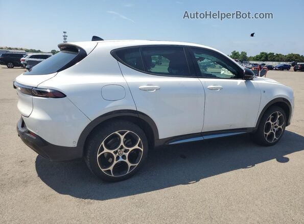 ZASPATCWXR3047940 2024 ALFA ROMEO OTHER Белый Задняя правая четверть