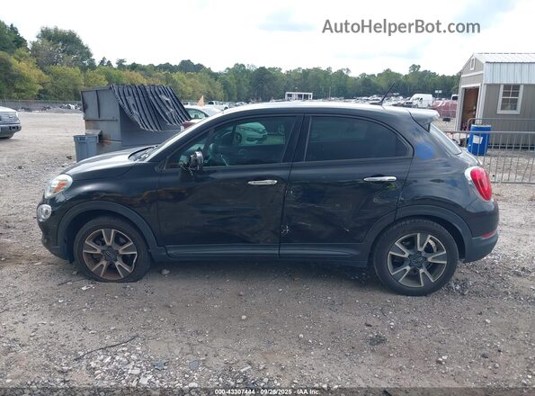 ZFBCFXAB4HP535598 2017 FIAT 500X Black Widok wnętrza 360 stopni